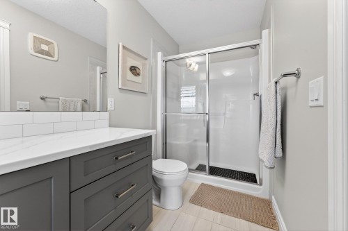 1212 Cy Becker Road, Edmonton, AB - Indoor Photo Showing Bathroom