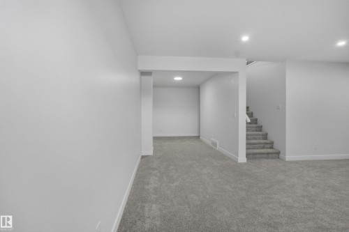 3704 Cross Landing, Edmonton, AB - Indoor