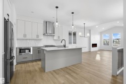 3704 CROSS LANDING Landing  Edmonton, AB T6W 4M8