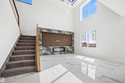 216 33 Street  Edmonton, AB T6X 3C7