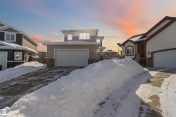 81 LANDING TRAIL Drive  Gibbons, AB T0A 1N0