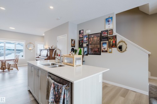 7056 181 Avenue, Edmonton, AB - Indoor Photo Showing Kitchen With Double Sink
