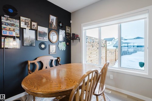 7056 181 Avenue, Edmonton, AB - Indoor Photo Showing Dining Room