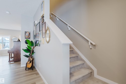 7056 181 Avenue, Edmonton, AB - Indoor Photo Showing Other Room