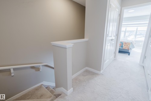 7056 181 Avenue, Edmonton, AB - Indoor