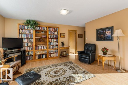 2 Pineview Horizon Village, St. Albert, AB - Indoor Photo Showing Other Room