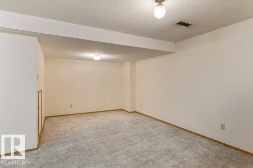 2 Pineview Horizon Village, St. Albert, AB - Indoor Photo Showing Other Room