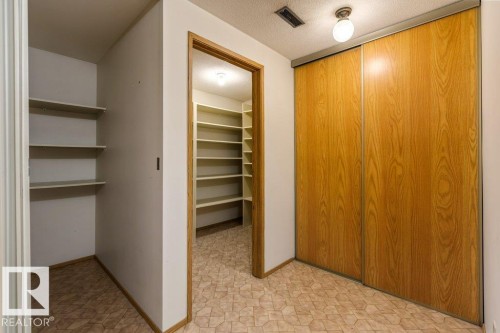 2 Pineview Horizon Village, St. Albert, AB - Indoor Photo Showing Other Room