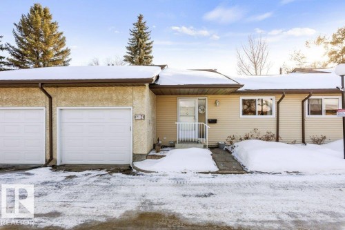 2 Pineview Horizon Village, St. Albert, AB - Outdoor
