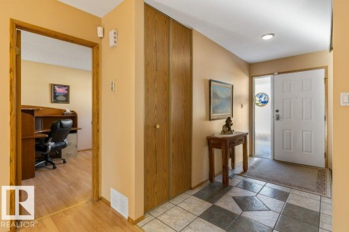 2 Pineview Horizon Village, St. Albert, AB - Indoor Photo Showing Other Room