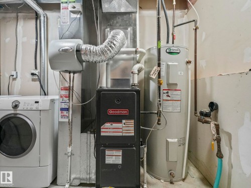 27 1030 Chappelle Boulevard, Edmonton, AB - Indoor Photo Showing Basement