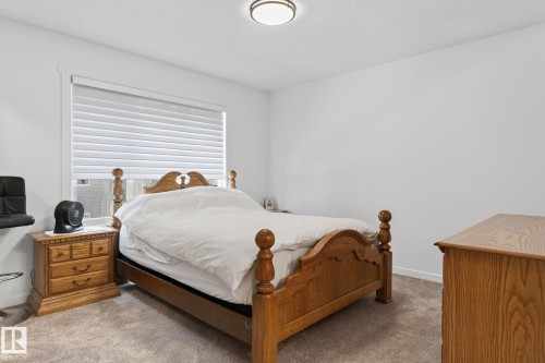 7 50 Mclaughlin Drive, Spruce Grove, AB - Indoor Photo Showing Bedroom