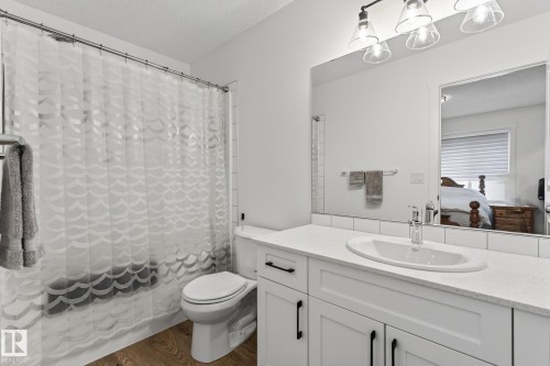 7 50 Mclaughlin Drive, Spruce Grove, AB - Indoor Photo Showing Bathroom