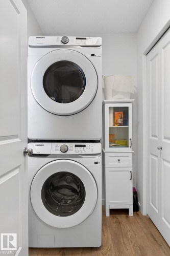 7 50 Mclaughlin Drive, Spruce Grove, AB - Indoor Photo Showing Laundry Room
