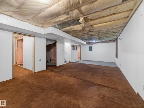 5116 37 Avenue, Edmonton, AB - Indoor