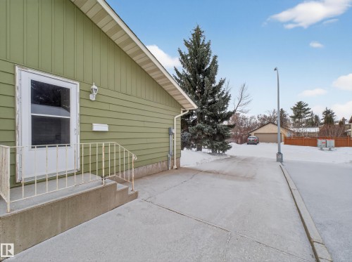 5116 37 Avenue, Edmonton, AB - Outdoor With Exterior