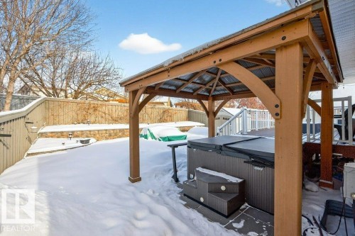 10 Oakridge Drive S, St. Albert, AB - Outdoor