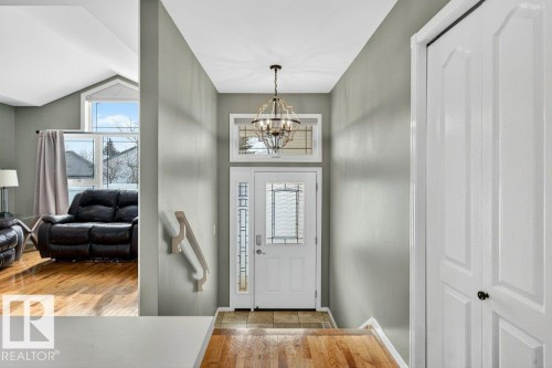 10 Oakridge Drive S, St. Albert, AB - Indoor Photo Showing Other Room