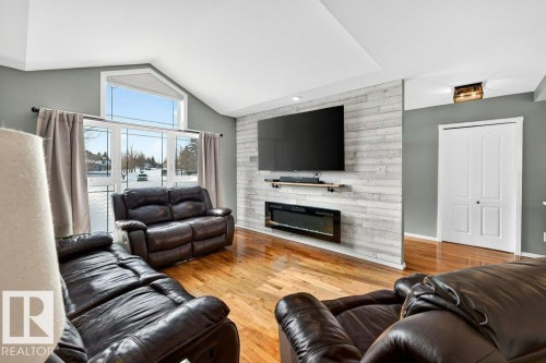 10 Oakridge Drive S, St. Albert, AB - Indoor Photo Showing Living Room With Fireplace