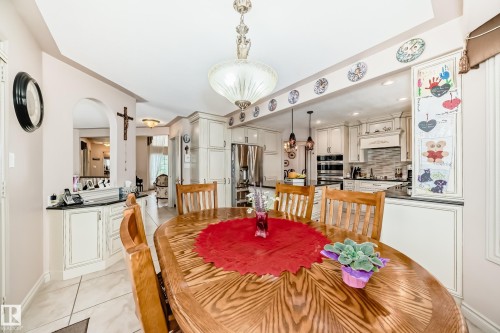 17416 53 Avenue, Edmonton, AB - Indoor Photo Showing Dining Room