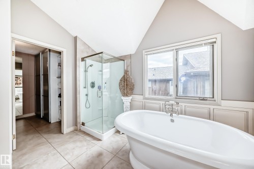 17416 53 Avenue, Edmonton, AB - Indoor Photo Showing Bathroom