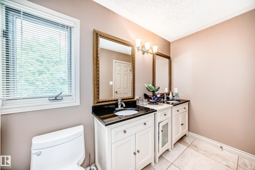 17416 53 Avenue, Edmonton, AB - Indoor Photo Showing Bathroom