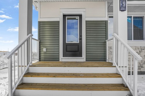 679 Orchards Boulevard, Edmonton, AB - Outdoor With Exterior