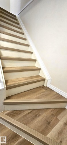 12A Castle Terrace, Edmonton, AB - Indoor Photo Showing Other Room