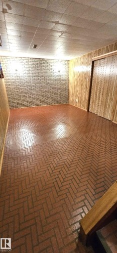 12A Castle Terrace, Edmonton, AB - Indoor Photo Showing Other Room