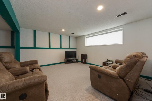 16407 87 Avenue, Edmonton, AB - Indoor