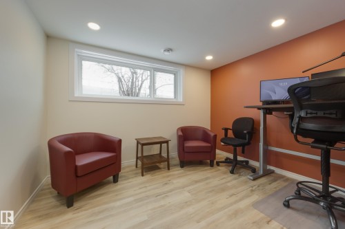 16407 87 Avenue, Edmonton, AB - Indoor