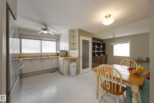 16407 87 Avenue, Edmonton, AB - Indoor Photo Showing Dining Room