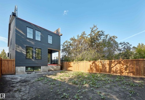 43 Westridge Road, Edmonton, AB - Outdoor