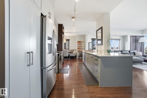 1102 10319 111 Street, Edmonton, AB - Indoor Photo Showing Kitchen With Upgraded Kitchen