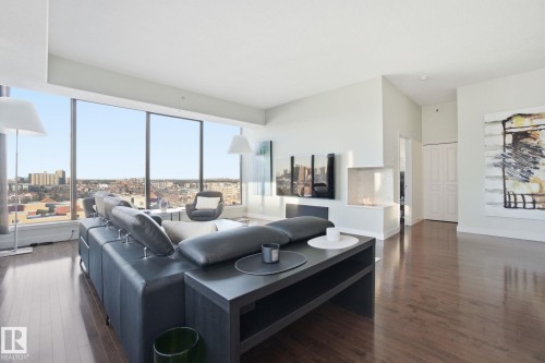 1102 10319 111 Street, Edmonton, AB - Indoor Photo Showing Living Room
