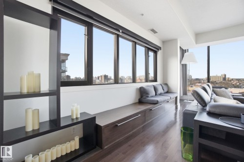 1102 10319 111 Street, Edmonton, AB - Indoor Photo Showing Other Room