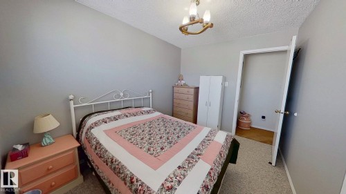 5307 Willow Drive, Boyle, AB - Indoor Photo Showing Bedroom
