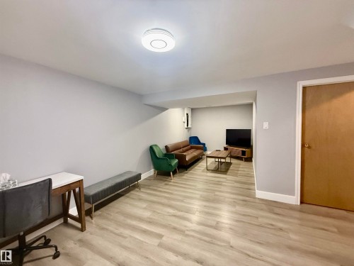 View of living area - 2915 145 Avenue, Edmonton, AB - Indoor