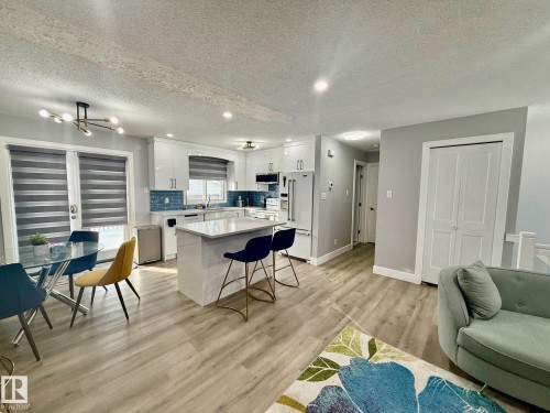 2915 145 Avenue, Edmonton, AB - Indoor