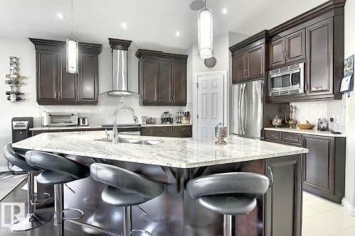 13020 164 Avenue, Edmonton, AB - Indoor Photo Showing Kitchen With Upgraded Kitchen