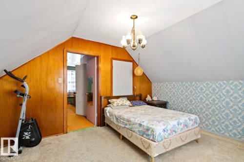 8906 94 Avenue, Edmonton, AB - Indoor Photo Showing Bedroom