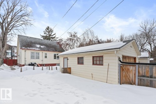 8906 94 Avenue, Edmonton, AB - Outdoor