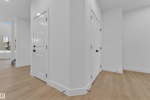 3606 40 Avenue, Beaumont, AB - Indoor Photo Showing Other Room