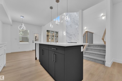 3606 40 Avenue, Beaumont, AB - Indoor