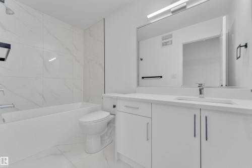 3606 40 Avenue, Beaumont, AB - Indoor Photo Showing Bathroom