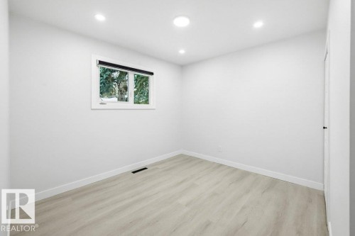 16206 83 Avenue, Edmonton, AB - Indoor Photo Showing Other Room