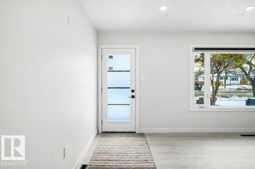 16206 83 Avenue, Edmonton, AB - Indoor Photo Showing Other Room
