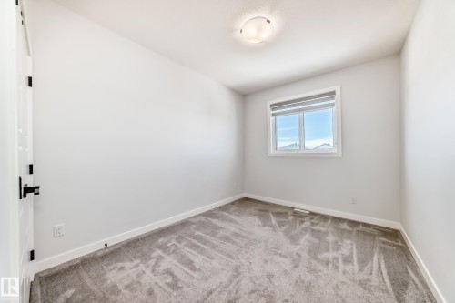 22 Meadowview Way, Leduc, AB - Indoor Photo Showing Other Room