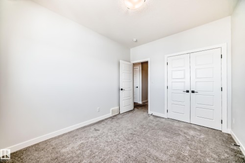 22 Meadowview Way, Leduc, AB - Indoor Photo Showing Other Room