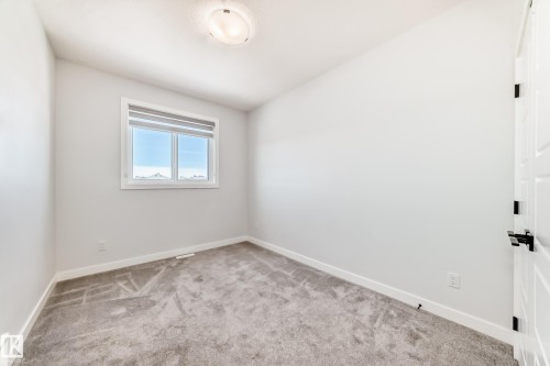22 Meadowview Way, Leduc, AB - Indoor Photo Showing Other Room